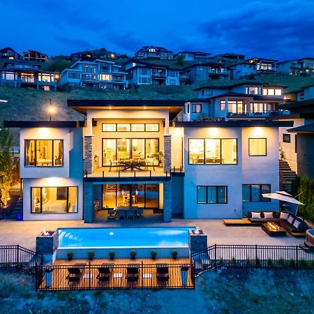 Newly Modern House W/ Urban Landscape Of Kelowna!！ Villa Exteriör bild